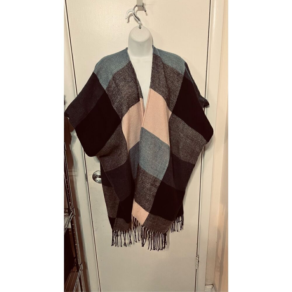 Ann Taylor Loft Pink Gray Blue Plaid Poncho Shawl Wrap One SIze